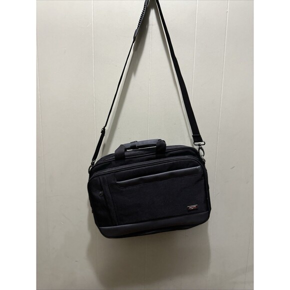 TUMI LAPTOP/MESSENGER BAG BLACK BALLISTICS NYLON 15x11in